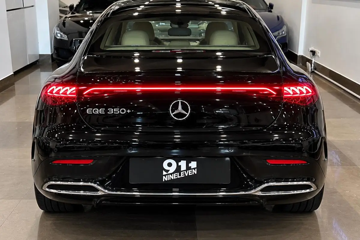حواله بنز،  EQE Sedan