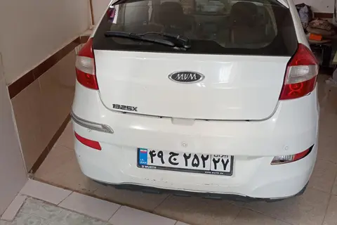 ام وی ام، 315هاچ بک