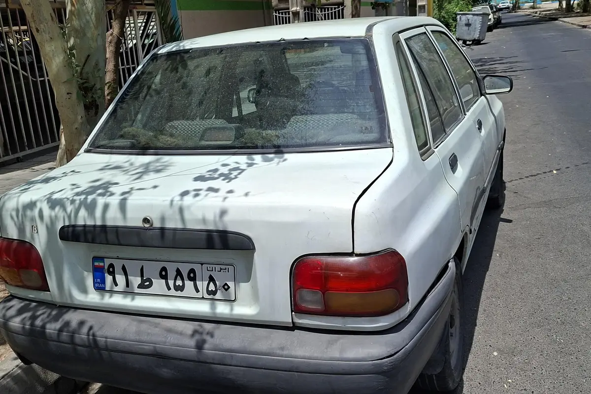 پراید،  صندوق دار