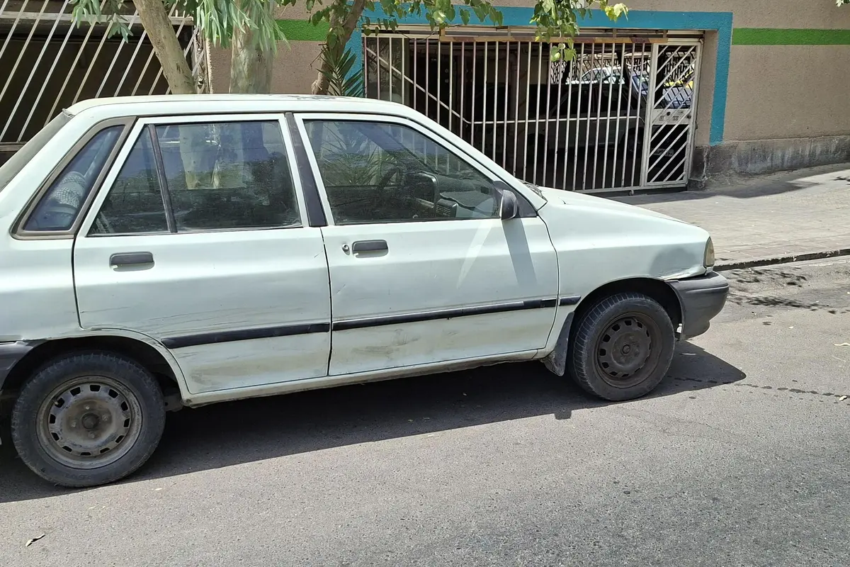 پراید،  صندوق دار
