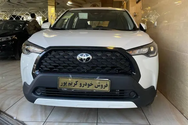 تویوتا، کرولا کراس هیبرید