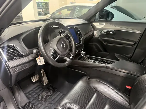 ولوو  XC90