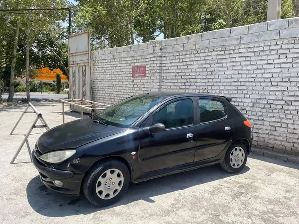 پژو  206