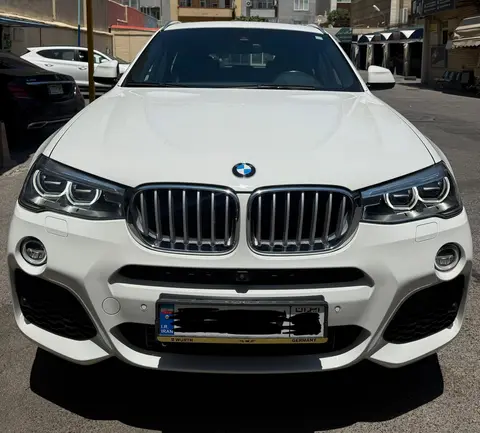 ب ام و، X4