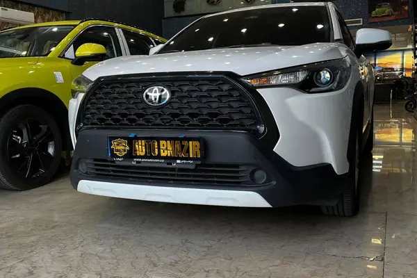 تویوتا، کرولا کراس هیبرید