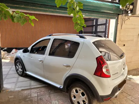 رنو، ساندرو استپ وی