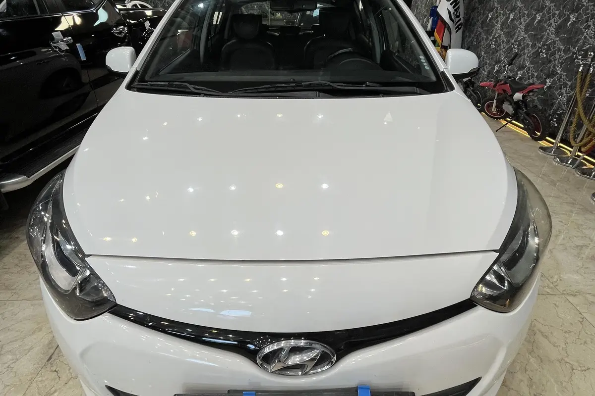هیوندای،  i20