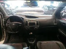 هیوندای،  i20