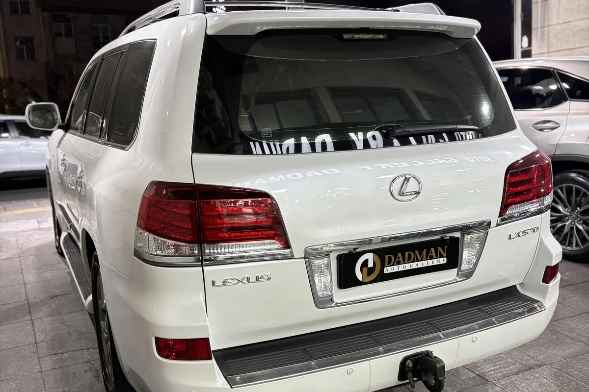 لکسوس،  LX