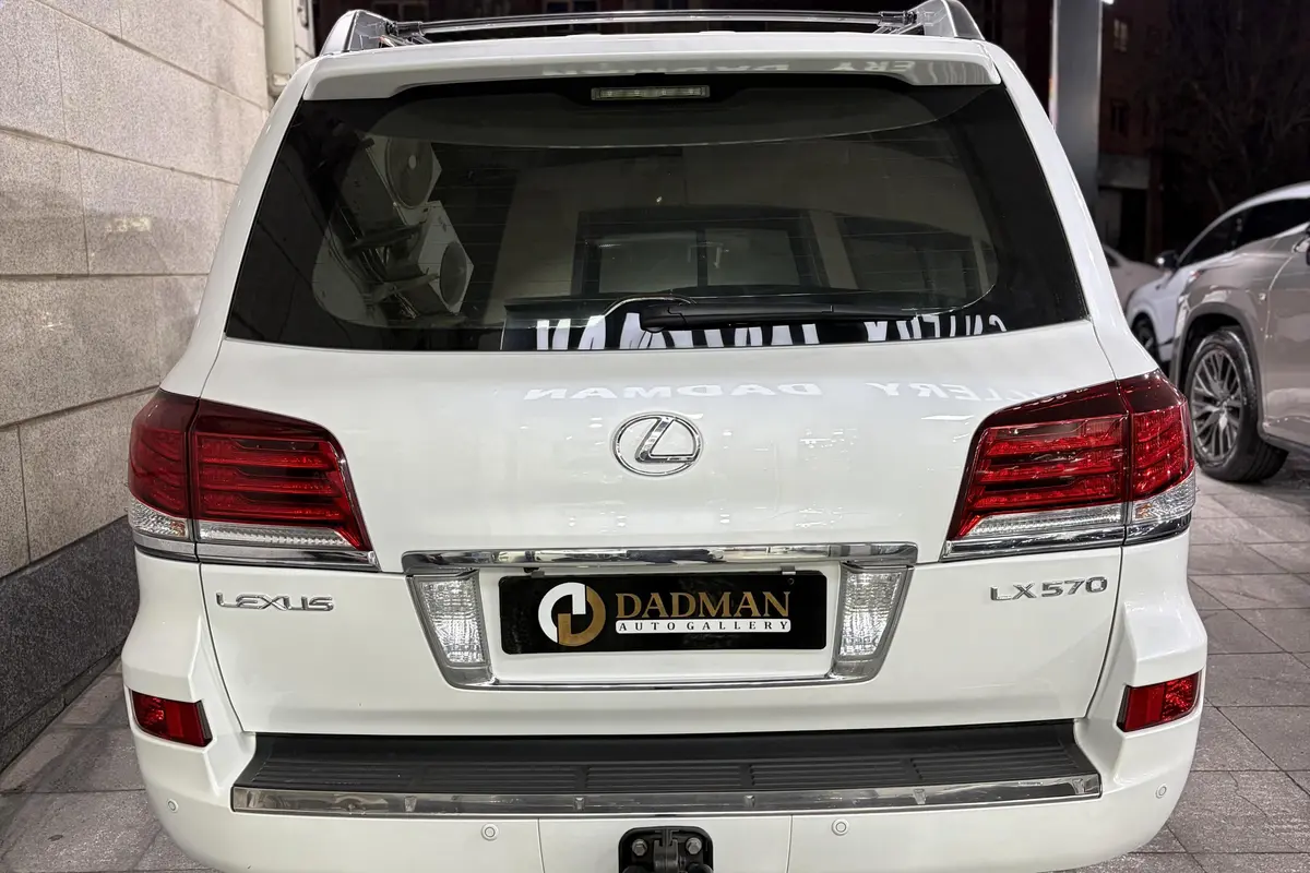 لکسوس،  LX
