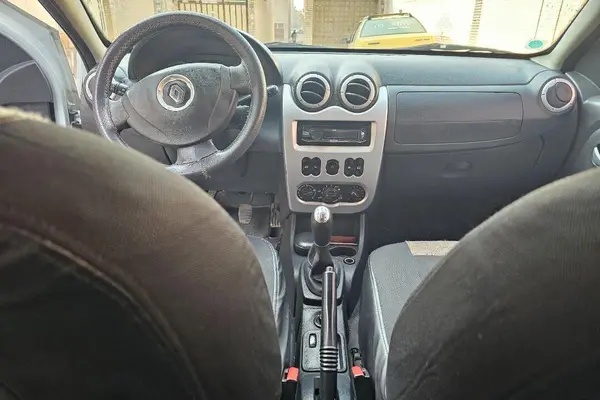 رنو، ساندرو