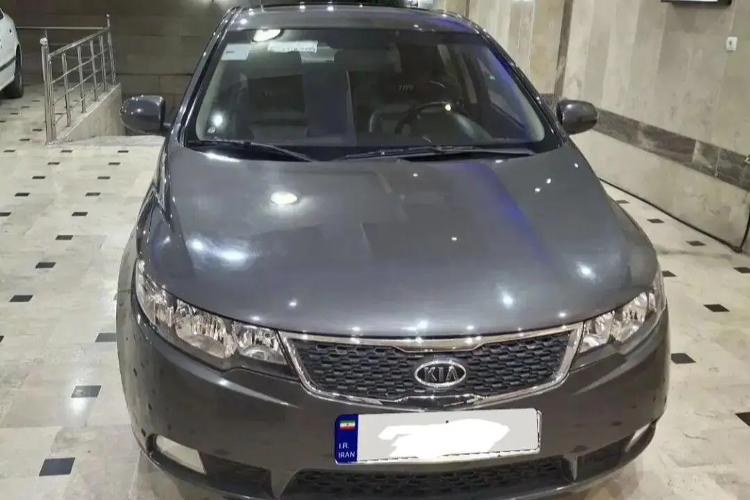 کیا،  سراتو (مونتاژ)