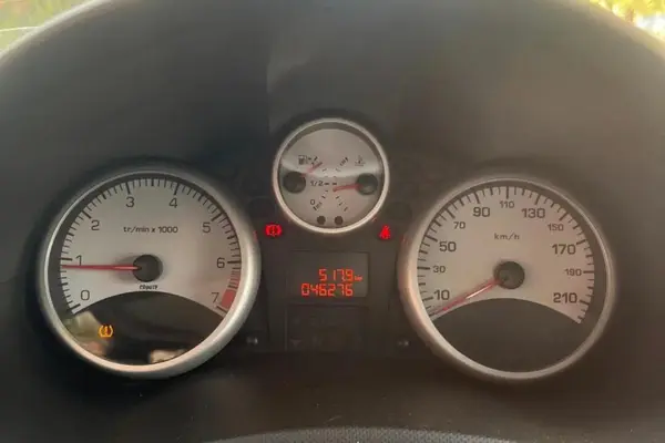 پژو  207