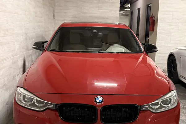 ب ام و، سری 3 سدان