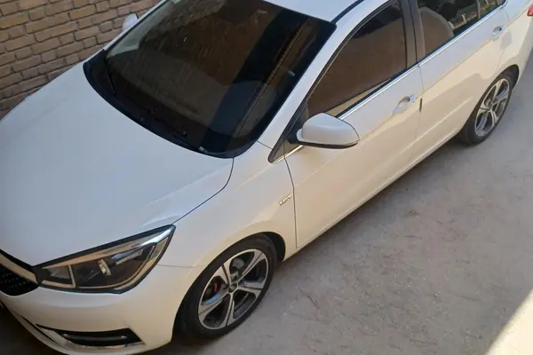 چری  آریزو 5T