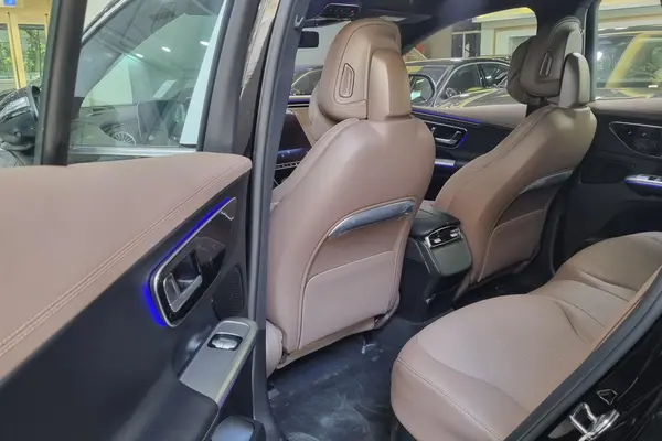 بنز  EQE SUV