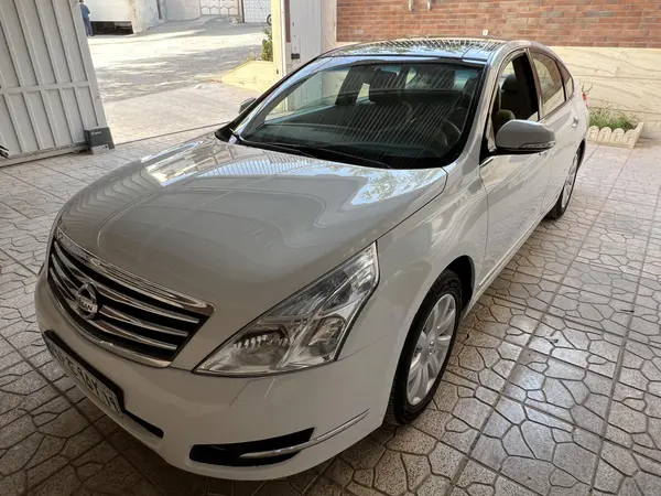 نیسان  تی ینا (مونتاژ)