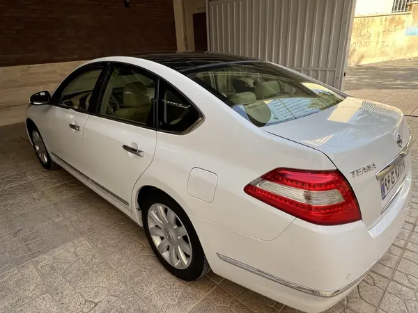 نیسان  تی ینا (مونتاژ)
