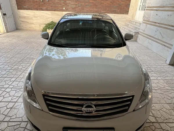 نیسان  تی ینا (مونتاژ)