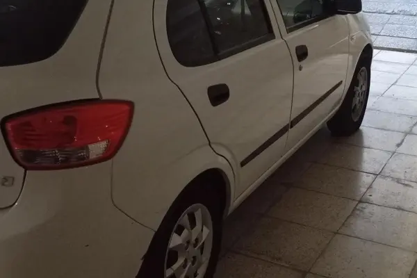 تیبا، هاچ بک