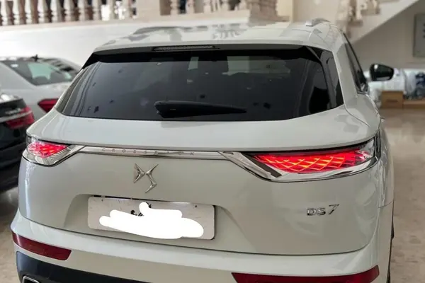 دی اس، 7 کراس بک