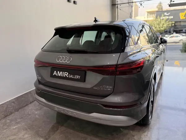 آئودی، Q5 e-tron