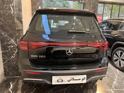 بنز، کلاس EQB