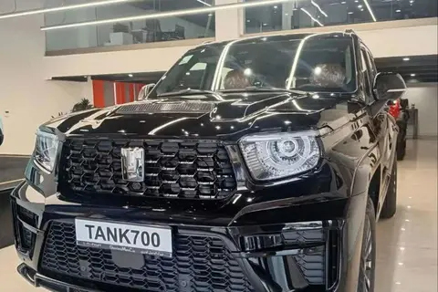 تانک، 700