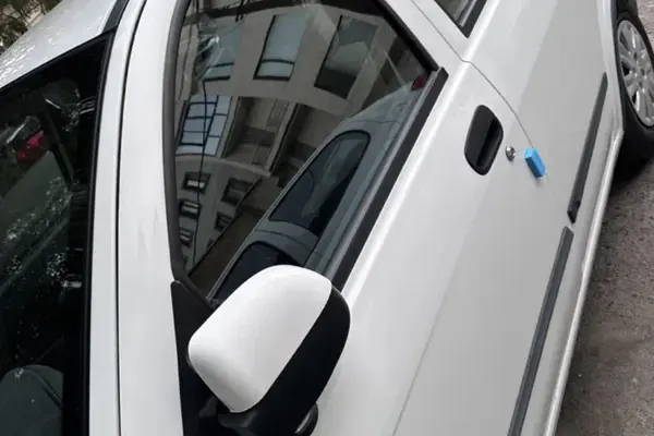 تیبا، هاچ بک