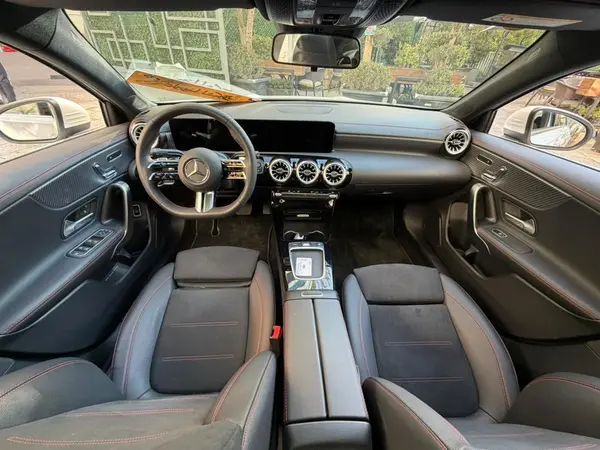 بنز، کلاس A سدان