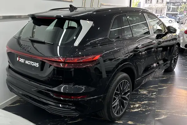 آئودی، Q5 e-tron