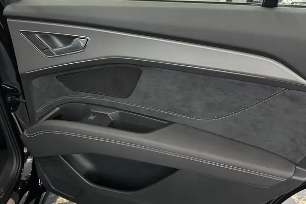 آئودی، Q5 e-tron