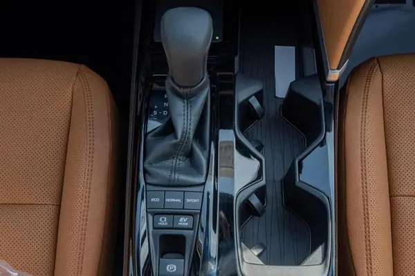 تویوتا، کمری هیبرید