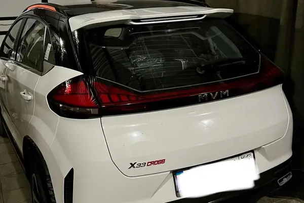 ام وی ام، X33 کراس