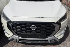 نیسان، مگنایت