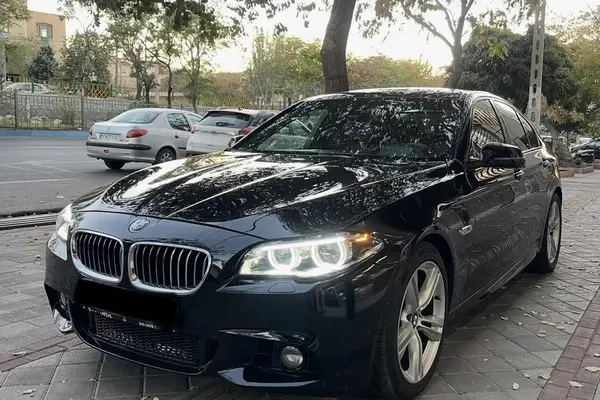 ب ام و، سری 5 سدان