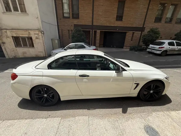 ب ام و، سری 4 کروک