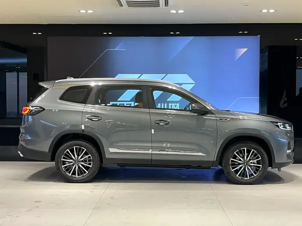 فونیکس، تیگو 8 پرو مکس (F8 PRO MAX)