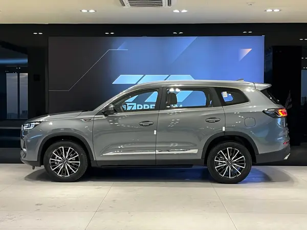 فونیکس، تیگو 8 پرو مکس (F8 PRO MAX)