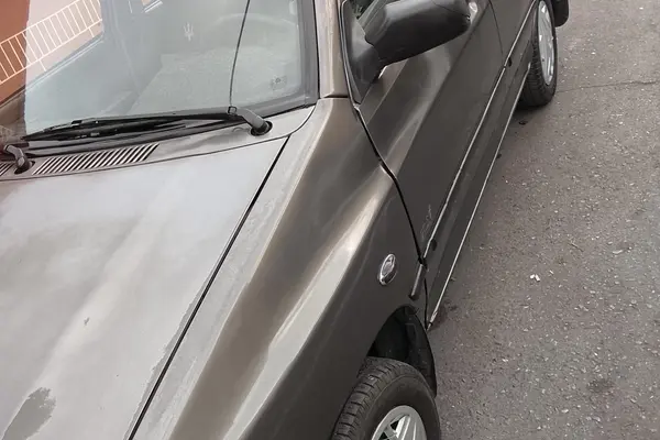 پراید، صندوق دار