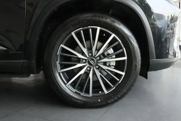 فونیکس، تیگو 8 پرو مکس (F8 PRO MAX)