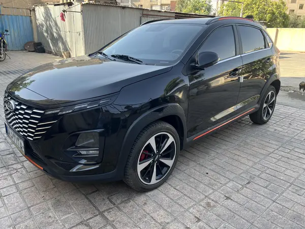 ام وی ام  X33 کراس