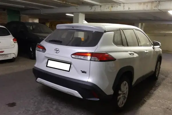 تویوتا، کرولا کراس هیبرید