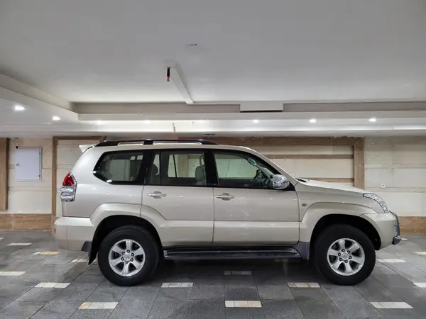 تویوتا، پرادو  چهار در