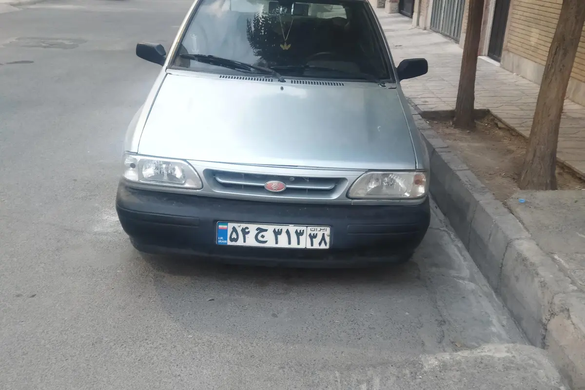 پراید،  صندوق دار