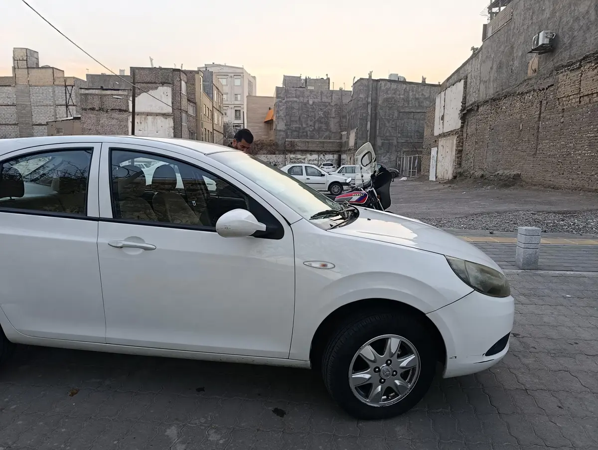 جک،  جی 3 هاچ بک