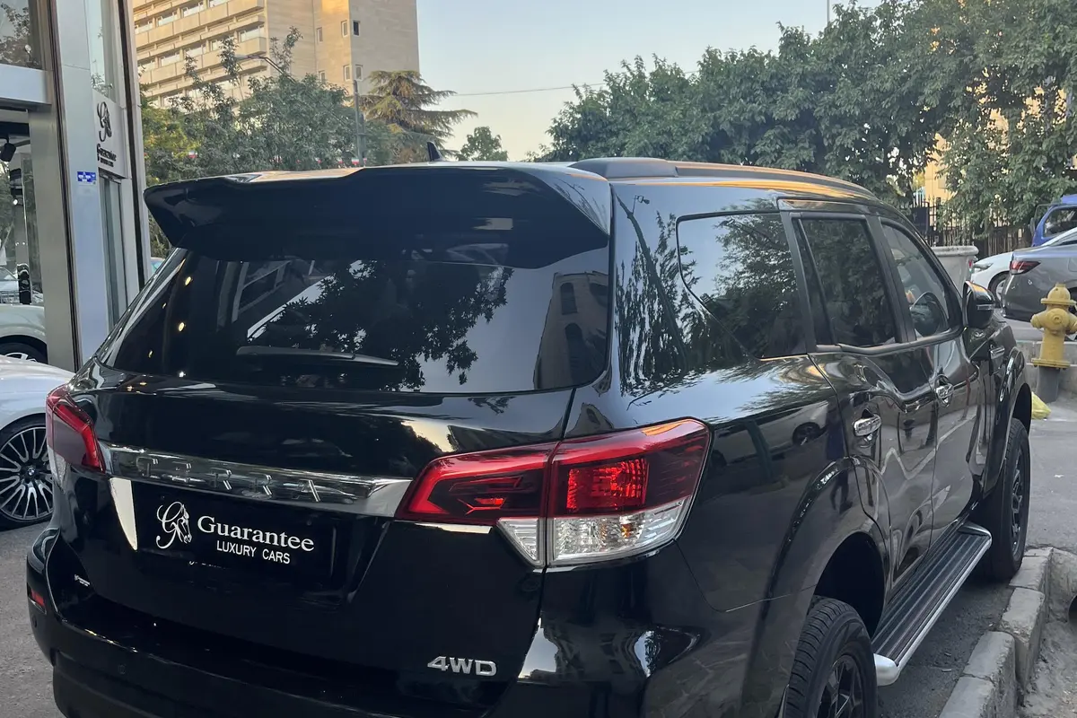 نیسان  ترا