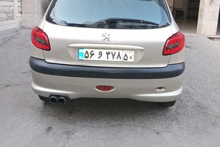پژو،  206