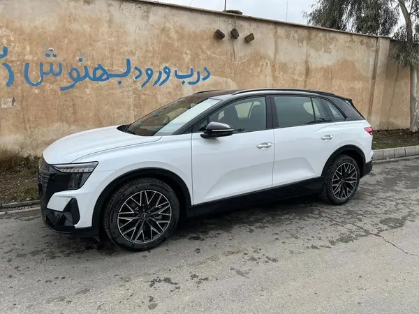 آئودی، Q5 e-tron