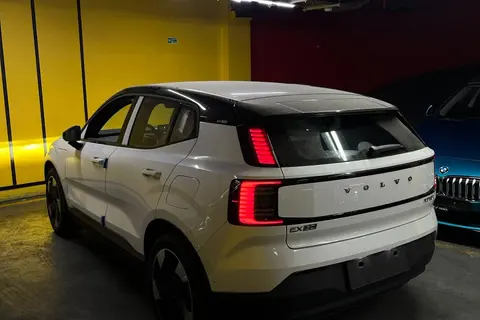 ولوو، EX30